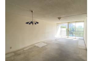 7  Royal Palm Way   404, Boca Raton, FL 33432 Sold 01/24/23