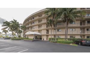 3605 S Ocean Boulevard   325, South Palm Beach, FL 33480 Sold 12/30/22
