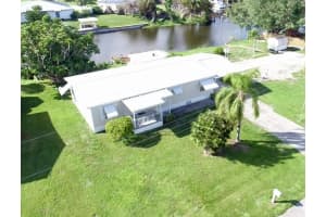 3611 Se 23rd Avenue Okeechobee, FL 34974 Sold 04/28/23