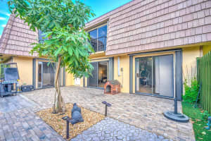 864  Springdale Circle, Lake Worth Beach, FL 33461 Sold 03/16/23