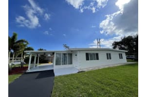 1225  Lake Geneva Drive, Lake Worth Beach, FL 33461 Sold 02/03/23