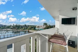 231 E Lantana Road   403, Lantana, FL 33462 Sold 03/30/23