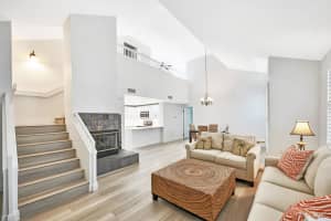 101  Mainsail Circle   101, Jupiter, FL 33477 Sold 01/31/23