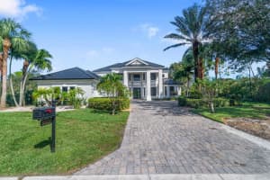 9827 SE Sandpine Lane, Hobe Sound, FL 33455 Sold 02/21/23