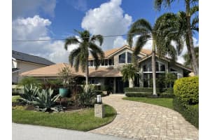 947 Fern Dr, Delray Beach, FL 33483, Sold 05/08/23