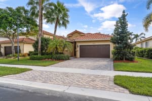 10684  Ivanhoe Lane, Wellington, FL 33414 Sold 02/28/23