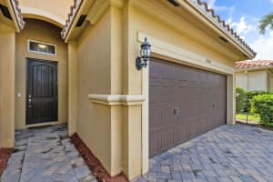 10684  Ivanhoe Lane, Wellington, FL 33414 Sold 02/28/23
