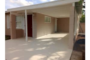 351  7th Lane  SW, Vero Beach, FL 32962 Sold 03/01/23