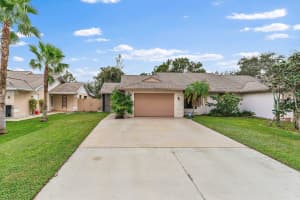 22 SE Taho Terrace, Stuart, FL 34997 Sold 01/27/23