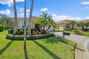 3008 SE Racoon Way, Stuart, FL 34997 Sold 01/13/23