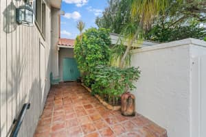 105 W Bonefish Circle, Jupiter, FL 33477 Sold 04/04/23