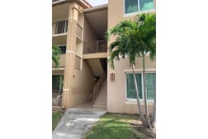 615  Villa Circle, Boynton Beach, FL 33435 Sold 04/19/23