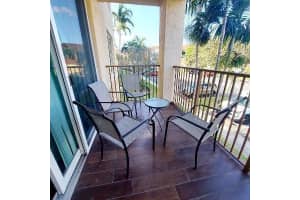 615  Villa Circle, Boynton Beach, FL 33435 Sold 04/19/23