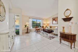 201  Lakewood Drive   12a, Jupiter, FL 33458 Sold 02/10/23