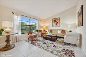 201  Lakewood Drive   12a, Jupiter, FL 33458 Sold 02/10/23