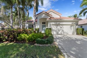 991  Delray Lakes Drive, Delray Beach, FL 33444 Sold 02/10/23