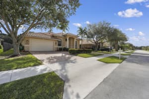 8234 SW 51st Street, Davie, FL 33328 Sold 01/17/23