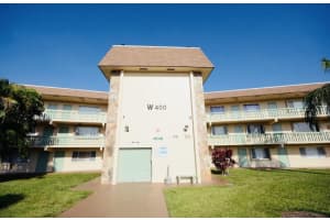 400 W Village Green Circle   112, Palm Springs, FL 33461 Sold 02/27/23