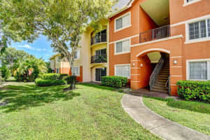 4183 N Haverhill Road   704, West Palm Beach, FL 33417 Sold 01/20/23