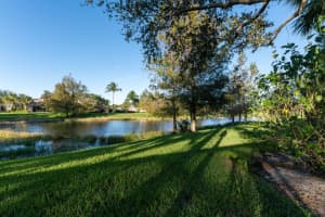 4709  Dovehill Drive, Palm Beach Gardens, FL 33418 Sold 01/31/23