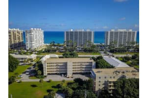 1299 S Ocean Boulevard   F2, Boca Raton, FL 33432 Sold 04/28/23