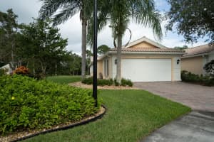 9313 SE Hawks Nest Ct, Hobe Sound, FL 33455, Sold 03/20/23