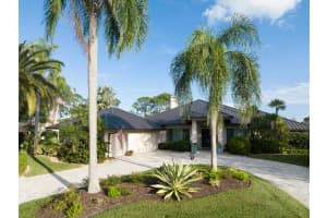 6305 SE Mariner Sands Drive, Stuart, FL 34997 Sold 01/20/23