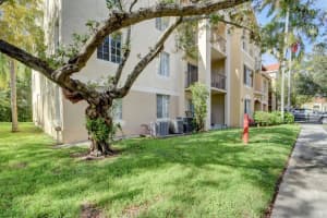 4021 San Marino Blvd, West Palm Beach, FL 33409, Sold 04/03/23