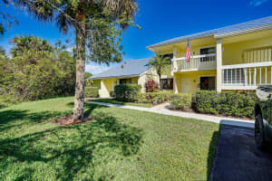 4300 Gator Trace Dr, Fort Pierce, FL 34982, Sold 01/18/23