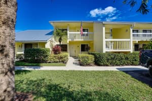 4300 Gator Trace Dr, Fort Pierce, FL 34982, Sold 01/18/23