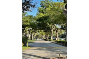 748 NW 47th St, Pompano Beach, FL 33064, Sold 01/31/23