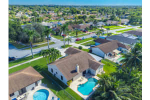 381 NW 43rd Way, Deerfield Beach, FL 33442 Sold 03/17/23