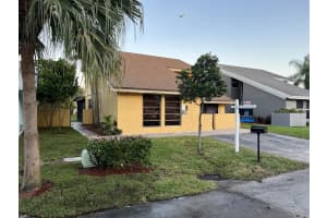 3950 SW 82nd Terrace, Davie, FL 33328, Sold 03/02/23