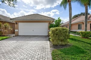 5541  Grande Palm Circle, Delray Beach, FL 33484 Sold 02/27/23