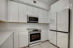 802 W Windward Way   317, Lantana, FL 33462 Sold 01/03/23