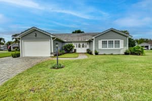 19 Holly Villas, Boynton Beach, FL 33436, Sold 01/06/23