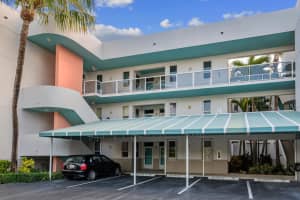 140  Inlet Way   211, Palm Beach Shores, FL 33404 Sold 02/28/23