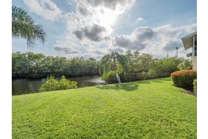 1815  Robalo Drive   201c, Vero Beach, FL 32960 Sold 12/28/22