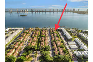 1050 Lake Shore Dr, Lake Park, FL 33403, Sold 01/13/23