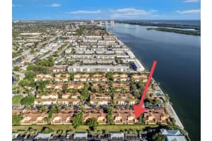 1050 Lake Shore Dr, Lake Park, FL 33403, Sold 01/13/23