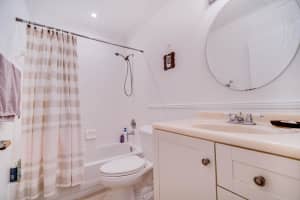 5215  Glencove Lane, West Palm Beach, FL 33415 Sold 01/31/23