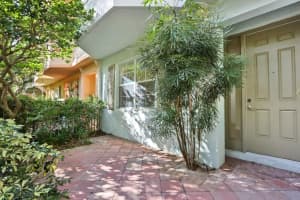 2747  Ravella Way, Palm Beach Gardens, FL 33410 Sold 02/10/23