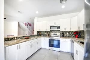 904  Talia Circle, Palm Springs, FL 33461 Sold 01/20/23
