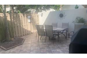 602 Executive Center Dr, West Palm Beach, FL 33401, Sold 01/13/23