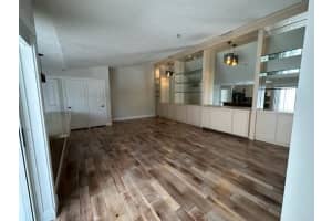 6101 Red Oak Ct, Palm Beach Gardens, FL 33410, Sold 05/08/23