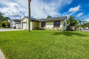 100  Briarwood Court, Jupiter, FL 33458 Sold 02/07/23