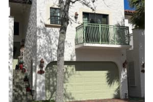 2845  Hidden Harbour Court   2845, Dania Beach, FL 33312 Sold 06/02/23