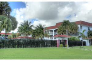 580  Egret Drive   101, Hallandale Beach, FL 33009 Sold 02/28/23