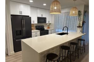 8503 Chapman Oak Ct, Palm Beach Gardens, FL 33410, Sold 03/17/23