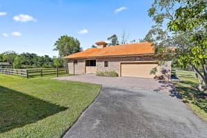 13737  Blue Fox Place, Palm Beach Gardens, FL 33418 Sold 02/10/23